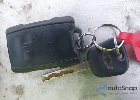 2017 Chevrolet Silverado 1500 2Lt z USA, uszkodzony, nr VIN 3GCUKREC1HG353857